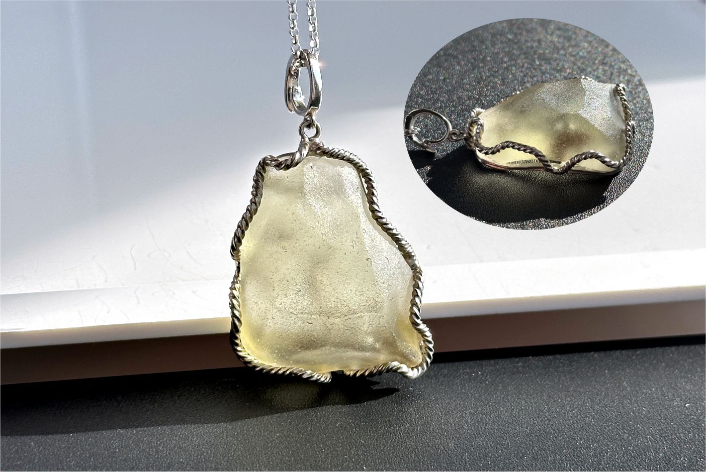 15.642Grams, Natural Authentic Raw Libyan Desert Glass Tektite Silver Wrapped Pendant, 天然利比亚黄金陨石原石吊坠