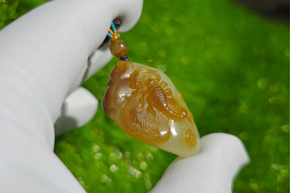 Certified Natural Qiemo Sugar and Warm White Nephrite jade Hand Carved Scorpion Pendant, 且末糖白和田玉手工雕刻蝎子(独霸一方）吊坠