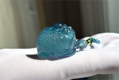 Certified Natural Devil Blue Aquamarine Hand Carved Money Toad Pendant, Aquamarine Pendant, 天然魔鬼蓝海蓝宝手工雕刻金蟾吊坠