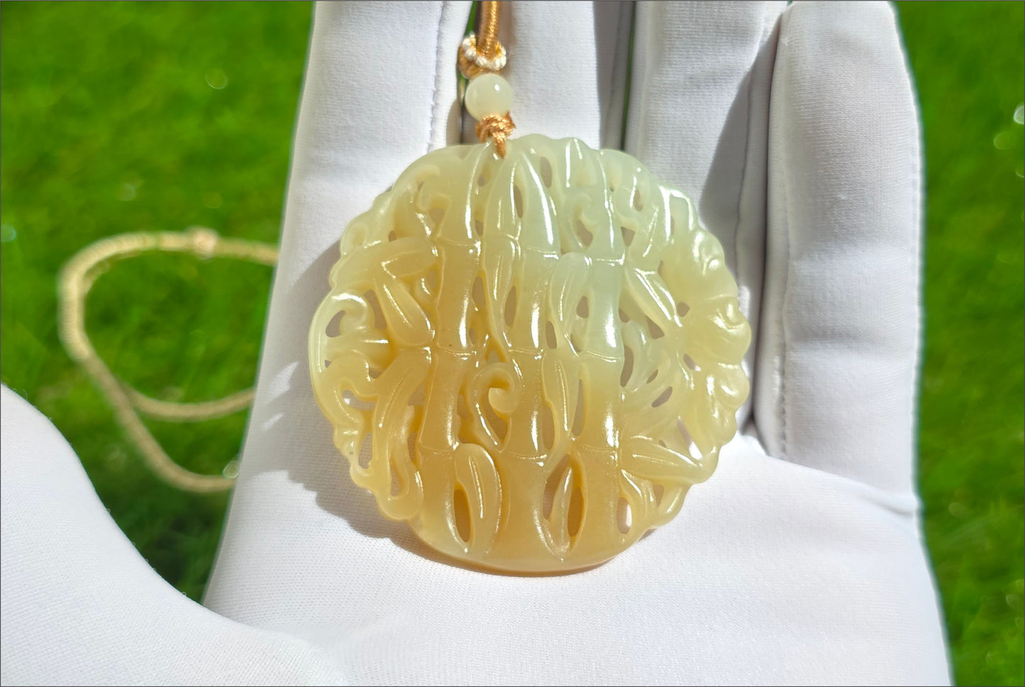 Certified Natural Qiemo Sugar-White Nephrite Jade Carved Bamboo Pendant, 天然且末糖白雕刻竹节圆牌吊坠