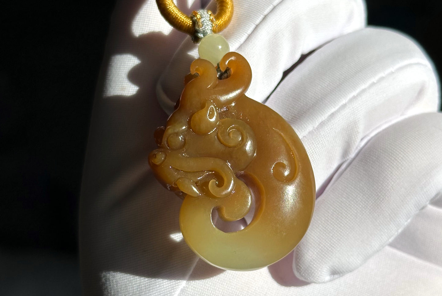 Certified Natural Qiemo Sugar and Warm White Nephrite Jade Hand Carved Antique Dragon Pendant, 天然且末糖白和田玉手工雕刻仿古龙精品吊坠