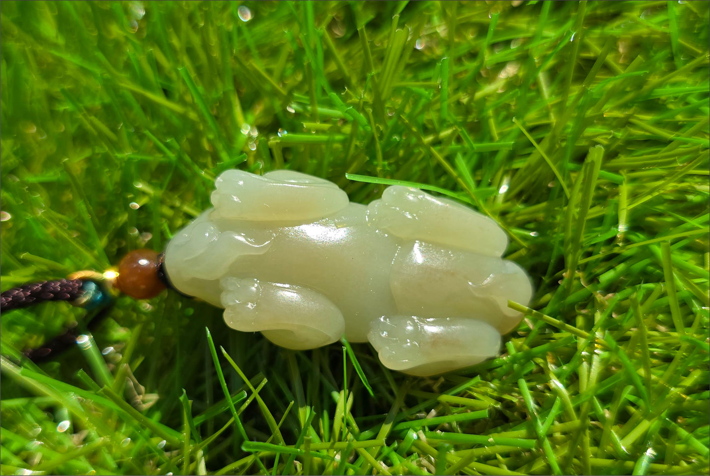 Certified Natural Brown Sugar and Greenish Yellow Nephrite Jade Hand-Carved Pixiu Pendant, 天然青黄口带糖和田玉手工雕刻貔貅吊坠