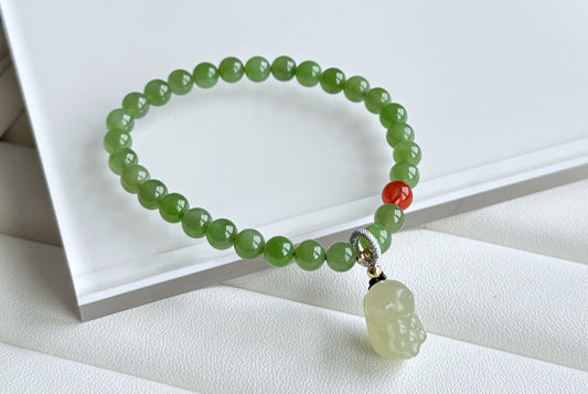 6mm, Natural Siberian Green Nephrite and Qingshui Nephrite jade Charm Beads Bracelet, 天然阳绿碧玉配晴水和田玉小猫手串