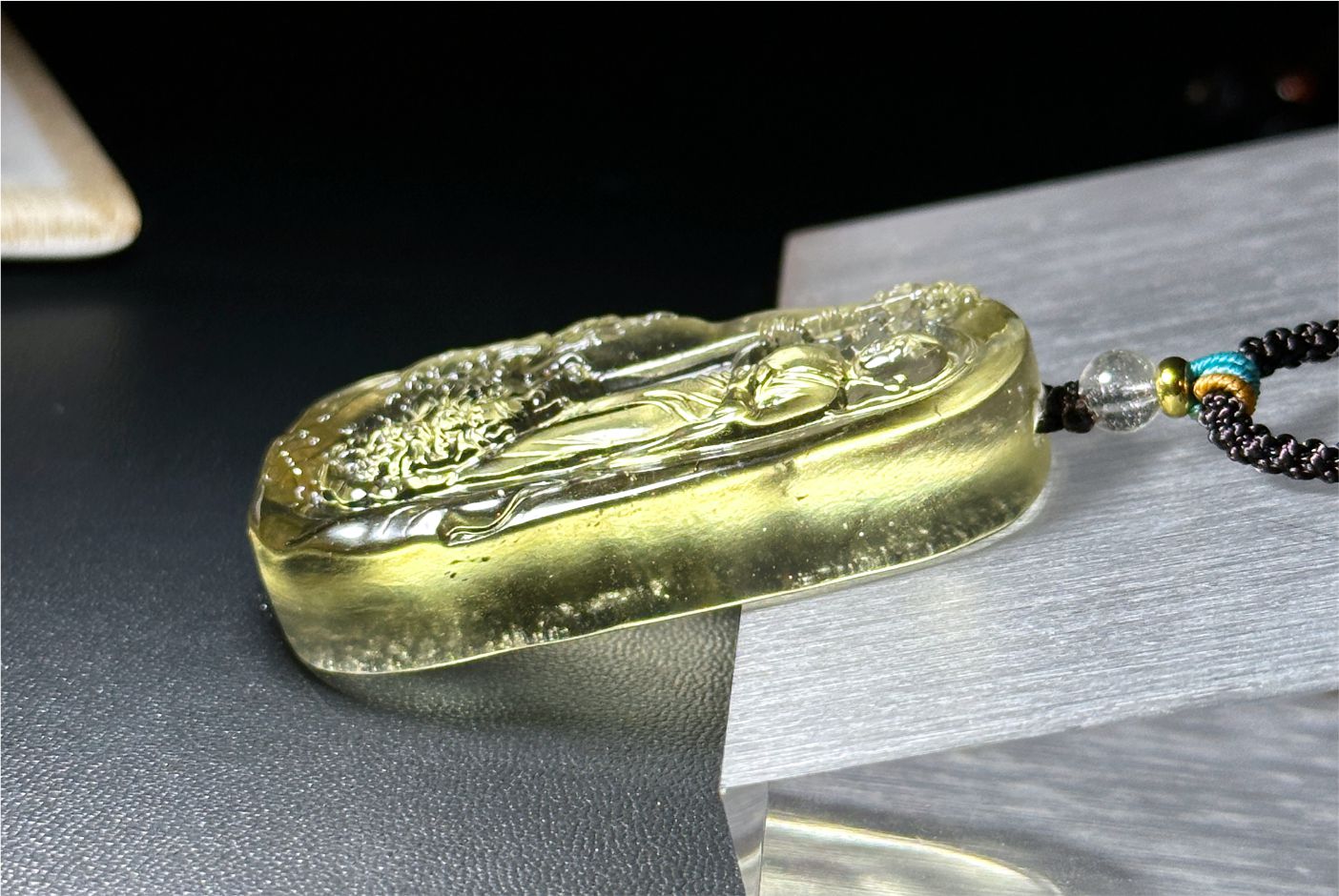 30.435 grams, Natural Top Grade High Clarity Authentic Libyan Desert Glass Tektite Carved Ksitigarbha Bodhisattva Pendant, 天然透体利比亚陨石雕刻地藏王菩萨吊坠