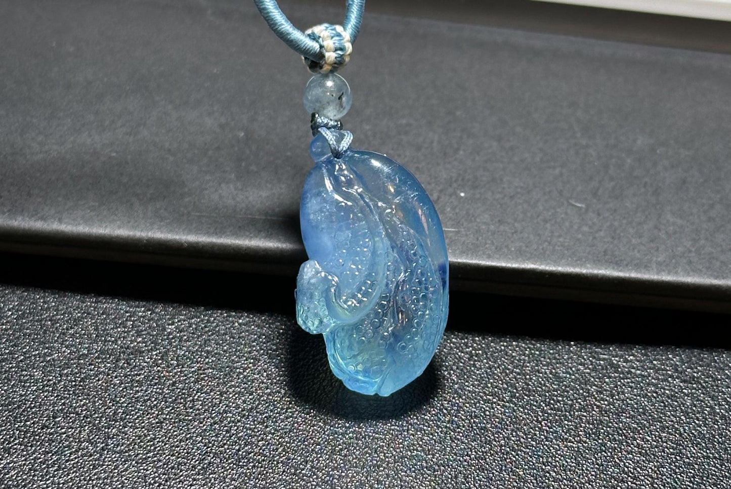 Certified Natural Blue Aquamarine Hand Carved Cabbage (Bok choy) Pendant, Aquamarine  Pendant, 天然海蓝宝手工雕刻白菜吊坠