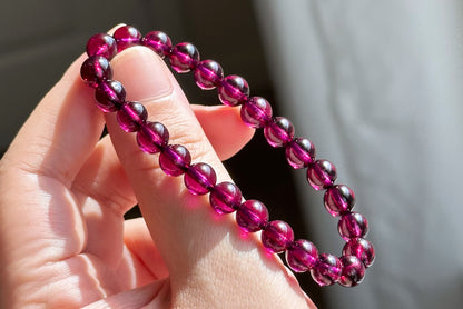 7mm+, Certified Top Grade Natural Brazil Purple Garnet Bracelet, Purple Garnet bracelet, 天然收藏集玻璃体巴西紫牙乌石榴手串