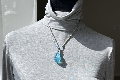 Certified Natural Blue Aquamarine Hand Carved Cabbage (Bok choy) Pendant, Aquamarine  Pendant, 天然海蓝宝手工雕刻白菜吊坠