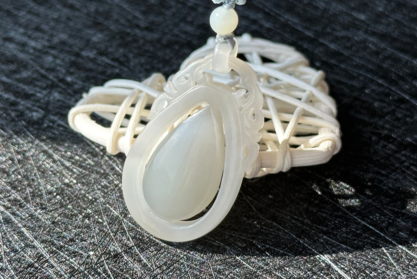 Certified Natural Smoky Gray Nephrite Jade Teardrop Pendant, 天然烟灰老矿和田玉精装水滴吊坠