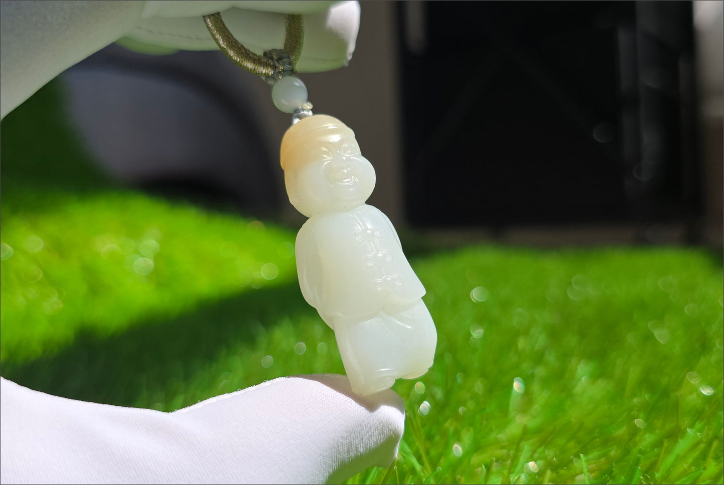 Certified Natural Russian White Nephrite Jade Hand Carved Little Wealth Bringer Pendant, 天然俄料和田白玉带糖手工雕刻小地主吊坠
