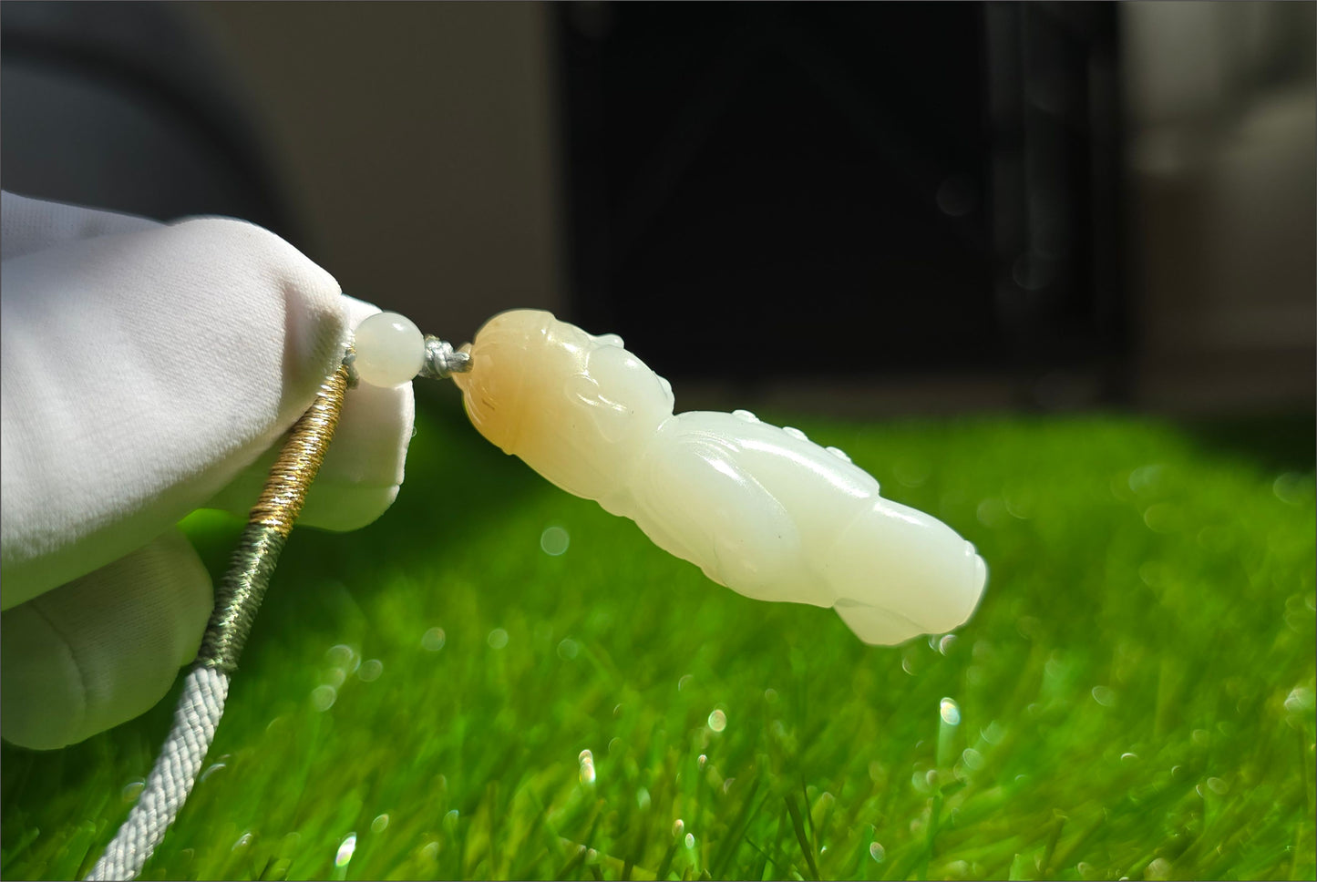 Certified Natural Russian White Nephrite Jade Hand Carved Little Wealth Bringer Pendant, 天然俄料和田白玉带糖手工雕刻小地主吊坠