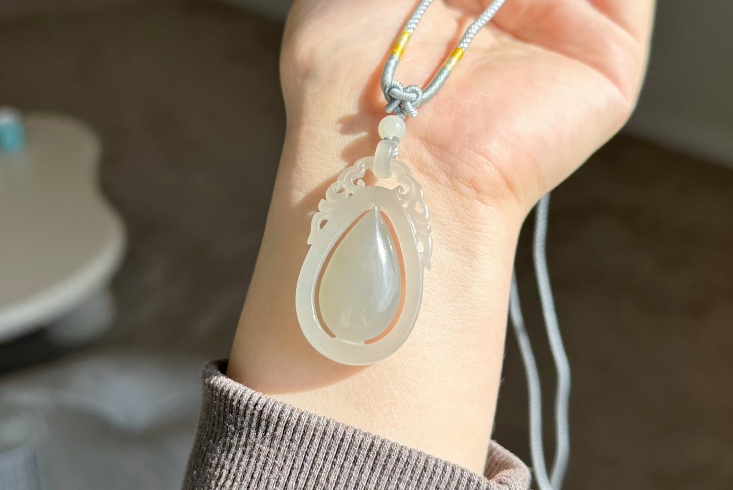Certified Natural Smoky Gray Nephrite Jade Teardrop Pendant, 天然烟灰老矿和田玉精装水滴吊坠