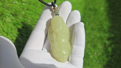 Certified Natural High-Quality Ruoqiang Yellow Nephrite Jade Hand-Carved God of Wealth Pendant, 天然若羌黄口手工雕刻财神吊坠