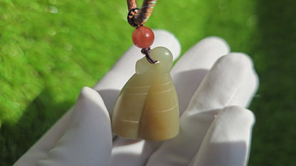 Certified Natural Warm White & Sugar Nephrite Jade Hand-Carved Frog on Lotus Pod Pendant, 天然且末青白带糖和田玉手工雕刻莲蓬吊坠