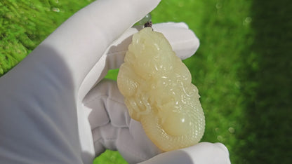 Certified Natural Ruoqiang yellow nephrite jade hand-carved dragon pendant, 天然若羌黄口和田玉手工雕刻龙吊住