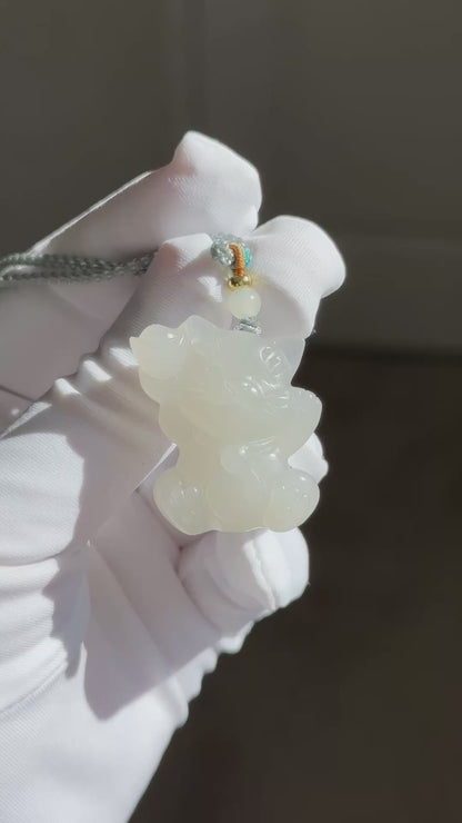 Certified Natural White Nephrite Jade Fortune Cat Pendant, Jade Maneki-Neko Pendant, 天然和田白玉招财猫吊坠
