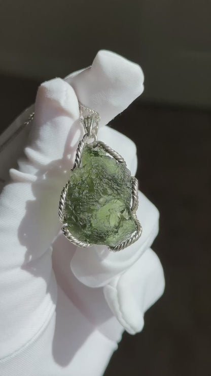 10.99Grams, Authentic Raw Moldavite tektite Silver Warpped Pendant, Real Raw Moldavite Pendant, 天然稀有捷克陨石原石手工包纯银吊坠